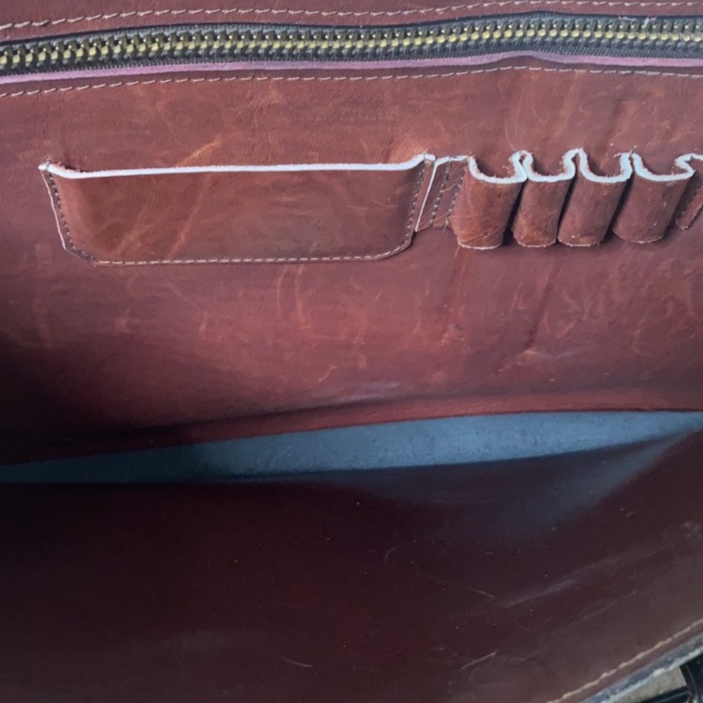 Leather‎ Briefcase - Picture 7 of 8